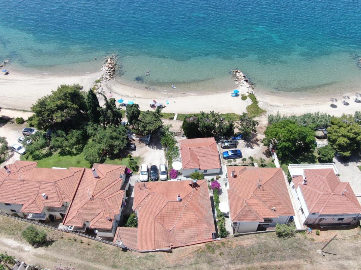 Porto Almira Beachfront House Nikiti  Exteriér fotografie